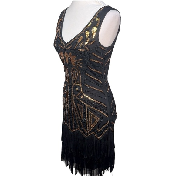 Babeyond 1920’s Flapper Fringed Dress - Picture 4 of 7